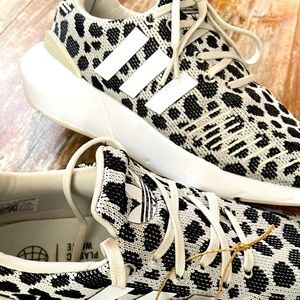 Adidas swift run. Brand new with tags. Youth size 5 womens size 7.